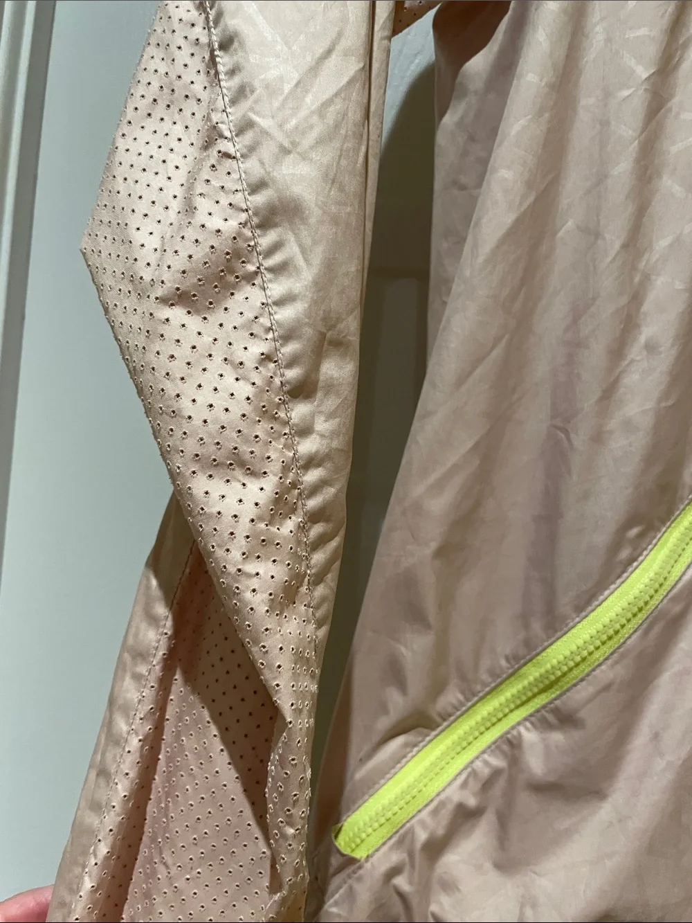 Lululemon Light Pink Windbreaker Jacket Altleisure Outdoor Travel Summer 4 - Picture 4 of 11